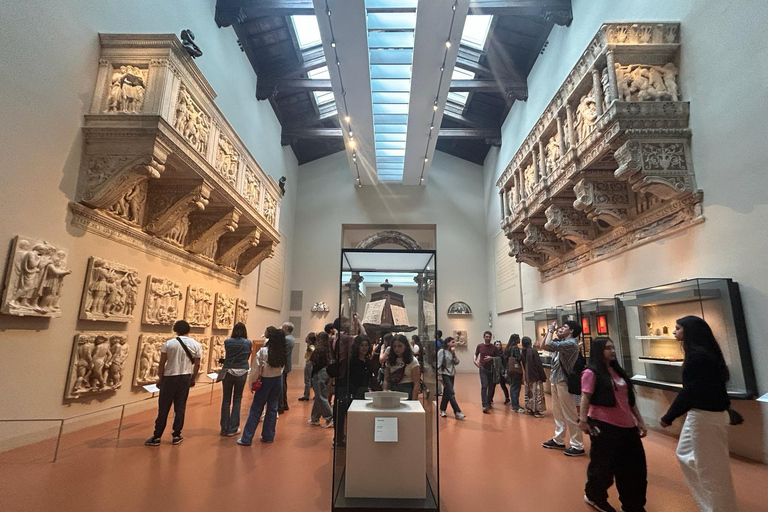 Florence: Duomo Museum tour & Brunelleschi's Dome Climb French Guided Tour