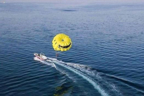 Private Doha Parasailing Experience with Pickup & Drop-Off