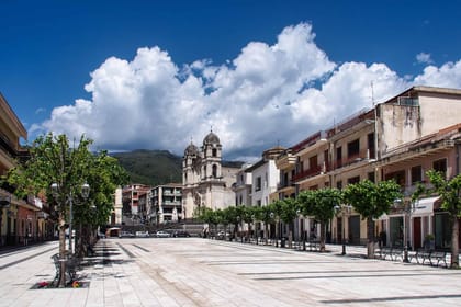 Catania: Mount Etna “Pearls in the Rock” Tour