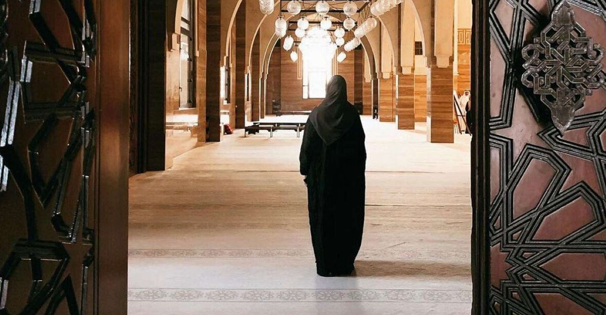 Manama: Bahrain City and Desert Tour with Transfers photo 9