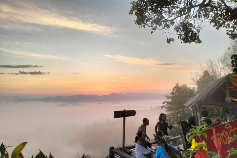 Khao Lak: Hav av dimma på kullen &amp; soluppgång vid Khao Khai Nui