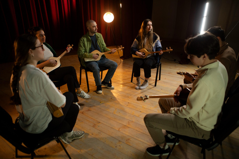 ورشة عمل الآلات الموسيقية الشعبية الجورجية في موخراني