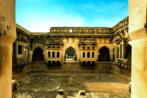 From Bangalore: 3-Day Hampi Heritage Tour with Hotel