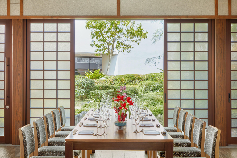 Singapur: Keyaki w hotelu Pan Pacific Pakiety kulinarneKeyaki Bara Chirashi Gozen dla 1 osoby