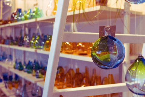 Kabelvåg: Laboratorio di gioielli in vetroKabelvåg: Laboratorio di gioielli in vetro - 1 ora