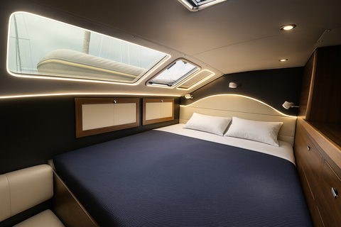 Enjoy a magical cruise on the incredible French Riviera! A magical cruise on the incredible French Riviera! Lérins Islands / Cannes