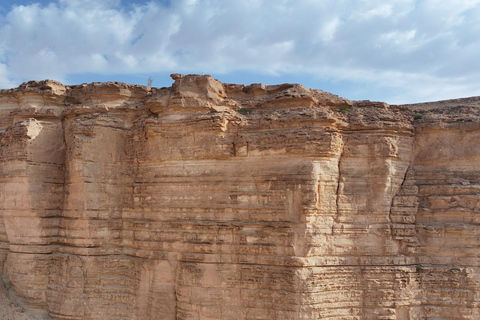 Desde Riad: Aventura en el confín del mundo y Darb Al-Manjoor