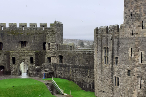 Wales: Snowdonia Mountains en Caernarfon Castle-tourSnowdonia Mountains en Caernarfon Castle Tour