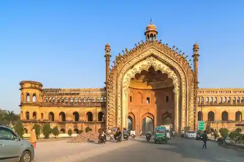 Lucknow Full day city tour