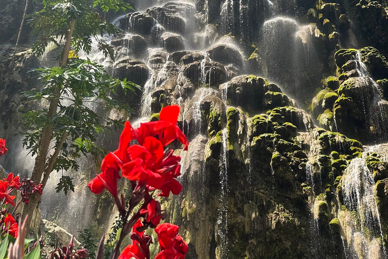 From CDMX: Early Tolantongo Hotsprings Tour with Cave Visit