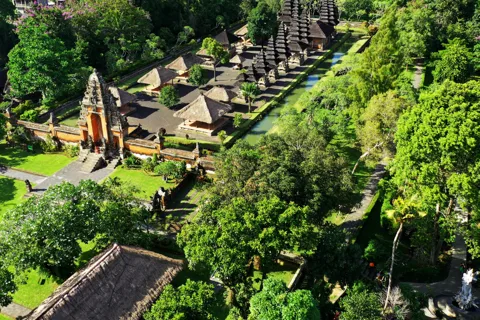 Patrimonio di Bali: Taman Ayun, scimmie e tramonto di Tanah Lot
