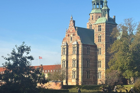 Copenhagen: Rosenborg Palace Tour & Canal Cruise 2-Hour Rosenborg Castle Tour