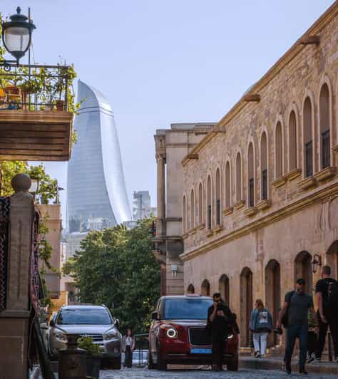 Baku: Old & Modern City Tour, Wine Tasting & Funicular Ride