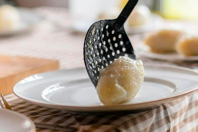 Cooking class in a house in Vilnius surrounded by nature