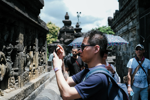 Yogyakarta: Scalata di Borobudur - Trekking delle risaie di Selogriyo