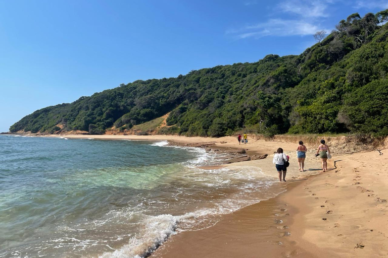 Maputo: Portuguese Island & Lighthouse Beach Boat Tour