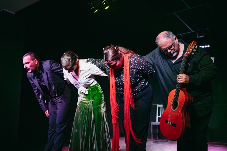 Madrid: espectáculo de flamenco en el tablao Las TablasMadrid: espectáculo flamenco en Las Tablas con bebida