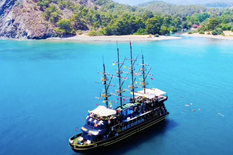 Kemer/Antalya/Belek/Kundu: ekscytująca przygoda na statku pirackim
