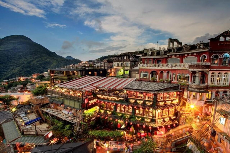 Jiufen and Pingxi Day Tour