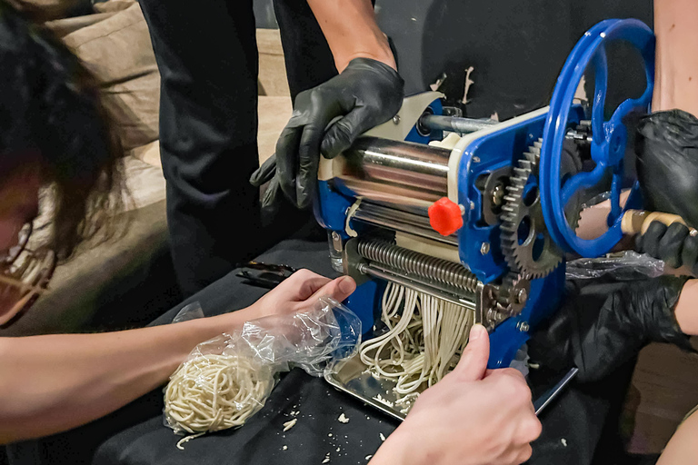 Tokyo Ramen Dojo: Authentic Ramen Cooking Class & Tasting