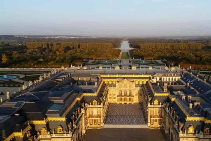 Ticket für das Schloss Versailles & das Dorf von Marie-Antoinette: Revolutionstour. Foto: GetYourGuide Ticket für das Schloss Versailles & das Dorf von Marie-Antoinette: Revolutionstour. Foto: GetYourGuide