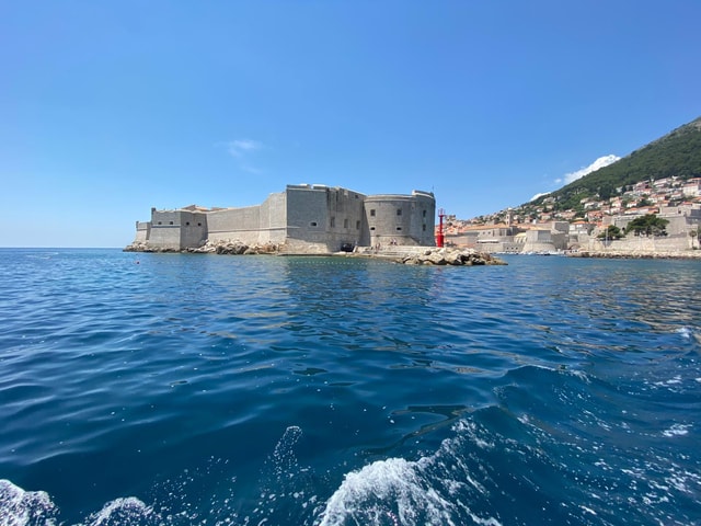 Dubrovnik: GlassBoat Panorama/Sunset Tour with Guide & Caves