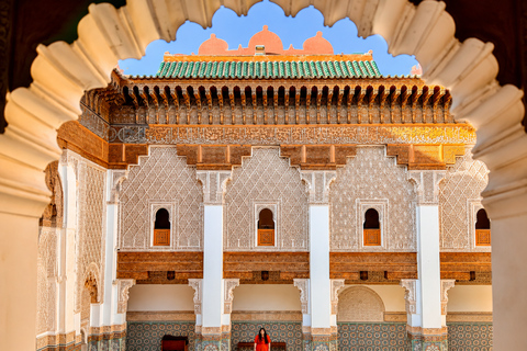 Marrakech: Medina, Palaces, Souks & Evening Carriage Ride Medina Discovery, Evening Carriage & Moroccan Dinner