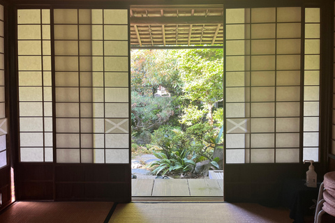 Nagoya: Atsuta Shrine & Arimatsu Shibori Workshop Tour