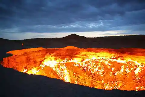 From Uzbekistan: Darwaza Crater & Kunya Urgench 2-Day Trip