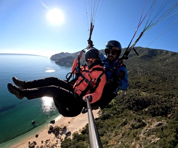 Lisbon: Paragliding Tandem Flight