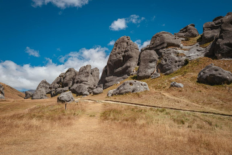 Christchurch: Waimakariri River Train & Castle Hill Day Tour