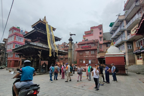Kathmandu: Durbar Square Tour and Thanka Painting Class