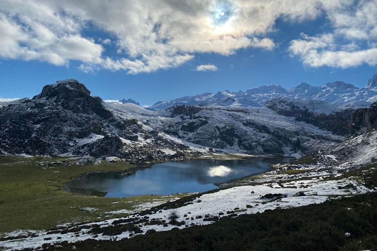 Tour particular por Covadonga, Lagos e Costa OcidentalTour Privado de Covadonga e Lagos e Costa Ocidental