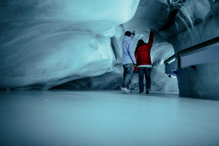 Von Zürich aus: Tagestour mit dem Schneemobil auf den Titlis