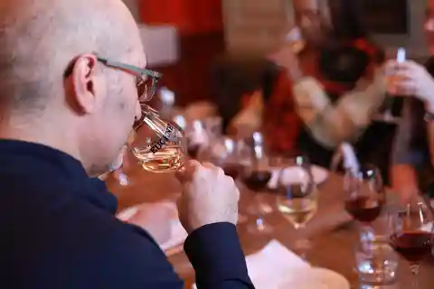 Paris: French Wine Tasting and Pairing in Montmartre