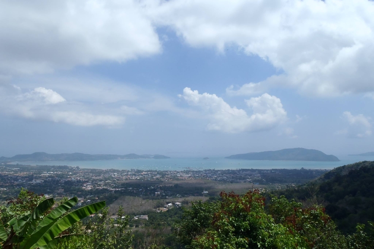 Phuket : Aventure panoramique en VTT et tyrolienne1 heure de VTT et 32 plateformes de zipline