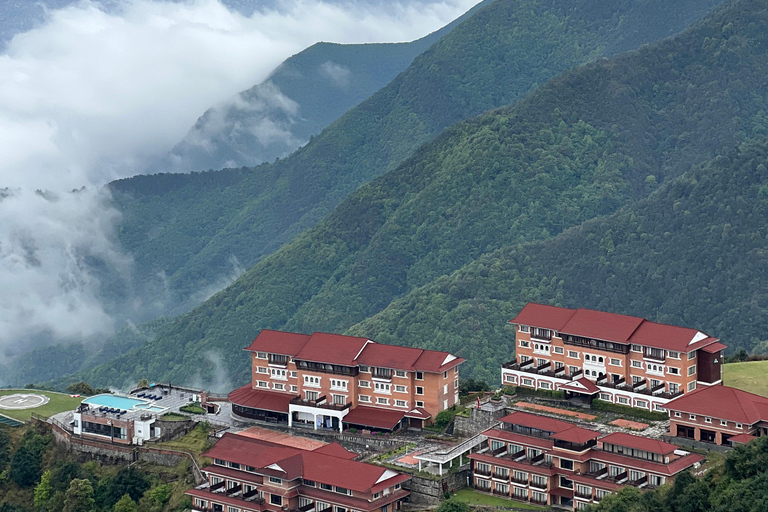 Kathmandu: Chandragiri Hills Cable Car & Monkey Temple