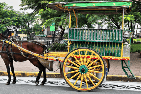 MANILA: HISTORYCZNA PRZEJAŻDŻKA KALESĄ W INTRAMUROSTYLKO WYCIECZKA KALESA