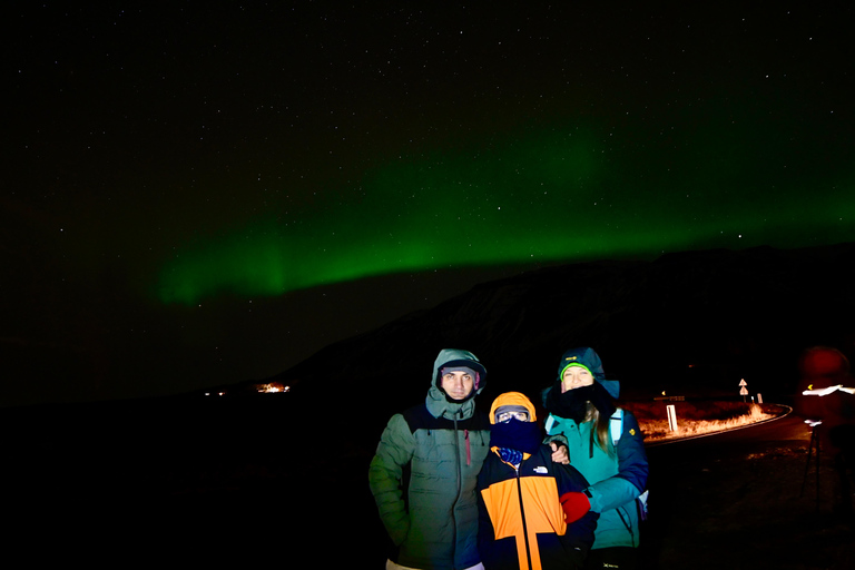 Excursión a Reikiavik para ver auroras boreales en 4x4. Grupo reducido Premium