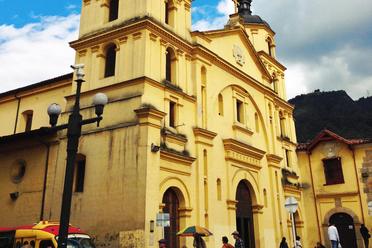 波哥大：坎德拉里亚区、黄金博物馆与铁镖球私人导览波哥大：坎德拉里亚区、黄金博物馆与台球私人导览