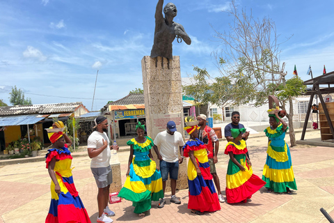 Cartagena: Viagem de 1 dia a Palenque com almoço e espetáculo de dança