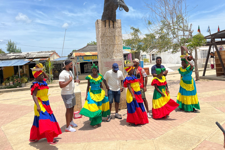 Cartagena: Viagem de 1 dia a Palenque com almoço e espetáculo de dança