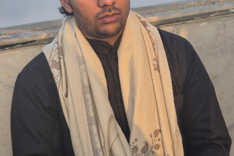 Delhi: meditación espiritual y paseo en barco con un músico folclóricoDelhi: meditación espiritual y paseo en barco con un músico folclórico como guía