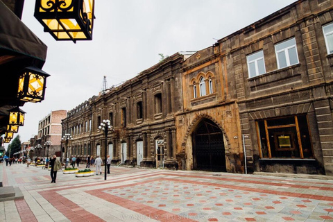 Passeio particular de um dia de Yerevan a Gyumri