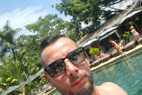 Medellín: Chocolate Tour + Day in the Sun