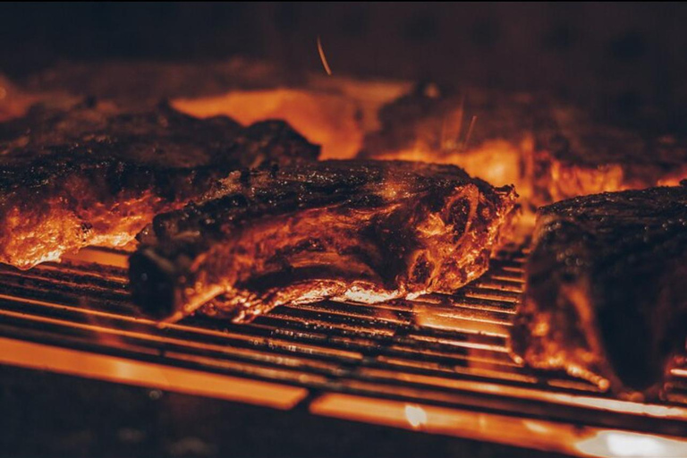 Doha: Übernachtung im Wüstencamp mit BBQ-Abendessen und FrühstückDoha: Übernachtung im Wüstencamp mit Grillabend und Frühstück