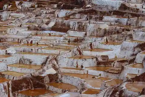 From Ollantaytambo: Private half-day tour to Maras and Moray