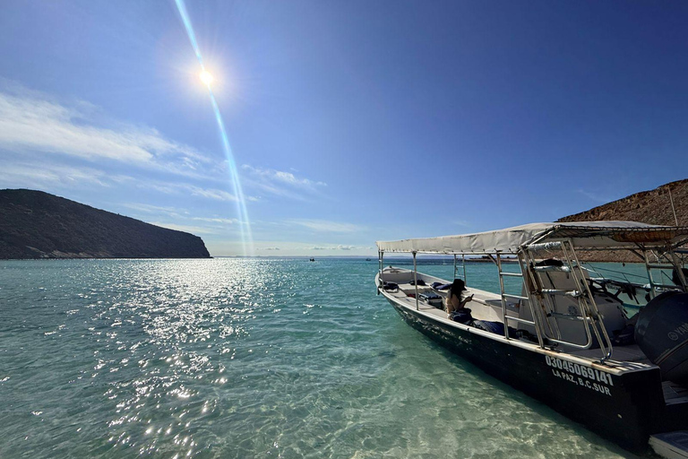 La Paz: Espíritu Santo Island, Balandra Beach, and Sea Lions – All-Inclusive La Paz: Espíritu Santo Island and Balandra, All-Inclusive
