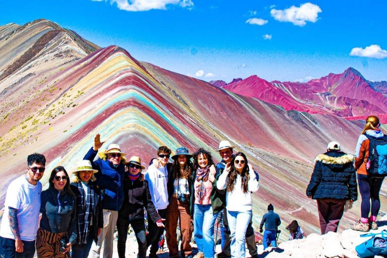 Cusco: Quadtour naar Regenboogberg Vinicunca + Maaltijden