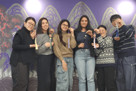 Seoul: Korean Knot Art Workshop with Souvenir Knot Art Workshop - Knot Wind Chime
